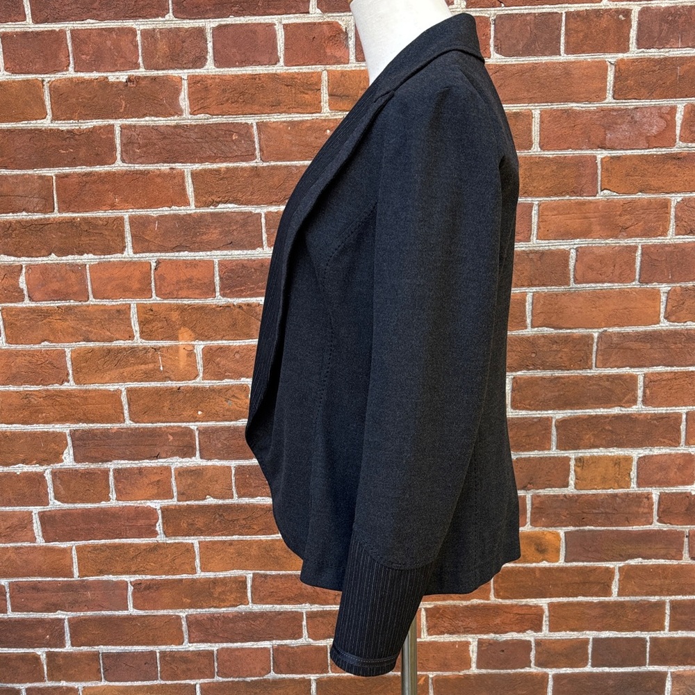 Indies Blazer Charcoal Pinstripe Details - Picture 6 of 9